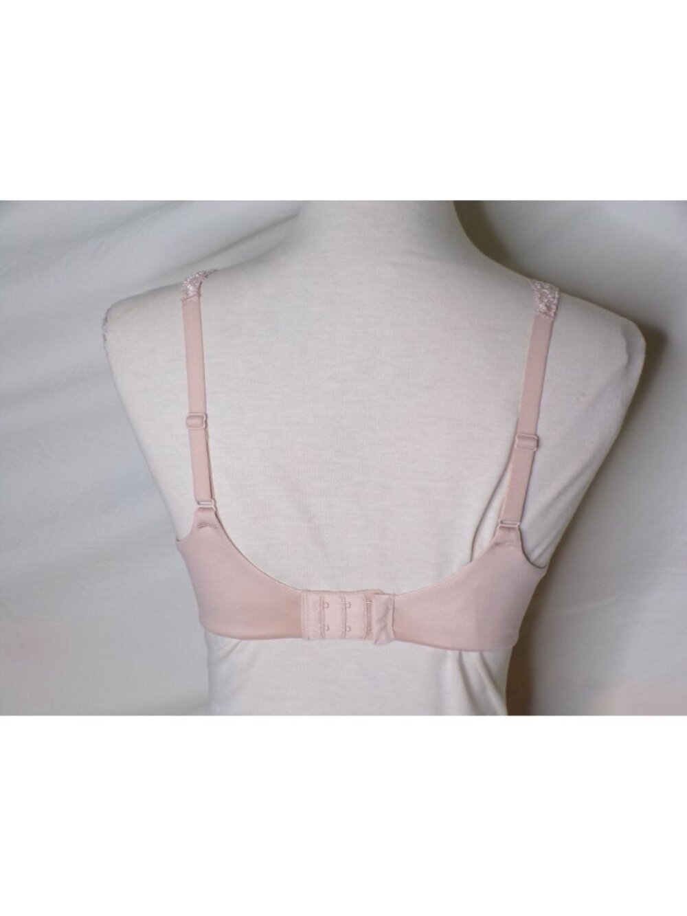 🆕 WACOAL Softly Styled Wireless Bra Rose Dust (Beige) 36D #856301 - Picture 9 of 10